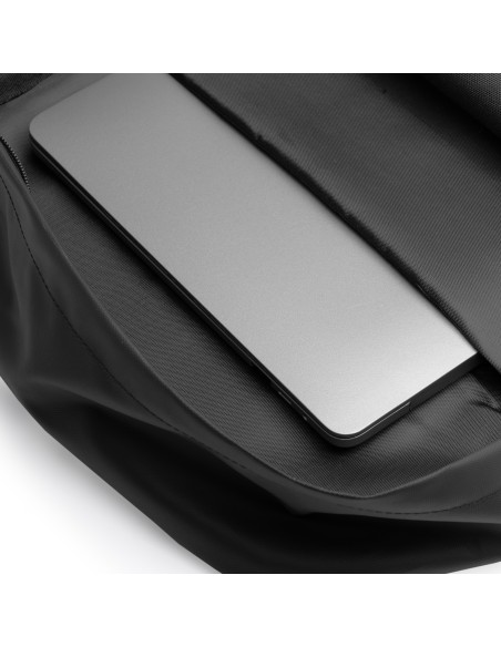 Motxilla doble butxaca frontal i butxaca ordinador fins a 16"- RUSEL