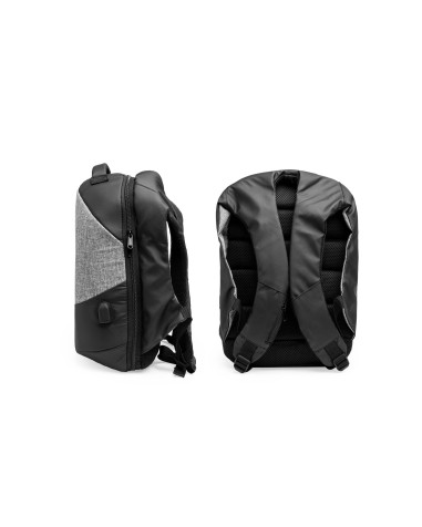 Mochila nylon con salida USB y... Mochila nylon con salida USB y...
