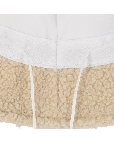 Soft touch cap with a sheepskin... Soft touch cap with a sheepskin...