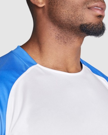 T-shirt de sport technique à manches... T-shirt de sport technique à manches...