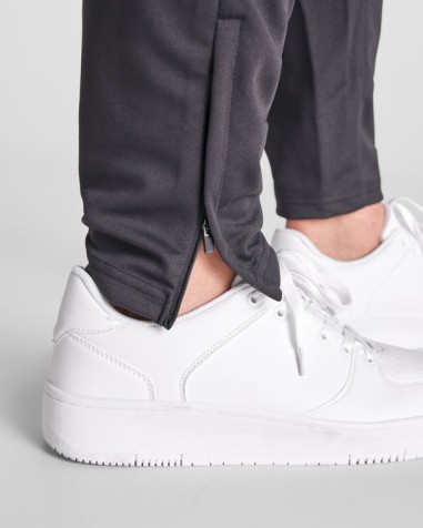 Chándal deportivo bicolor tejido... Chándal deportivo bicolor tejido...