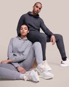 Sudadera con capucha en... 2