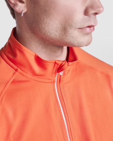 Long-sleeved technical sweatshirt... Long-sleeved technical sweatshirt...