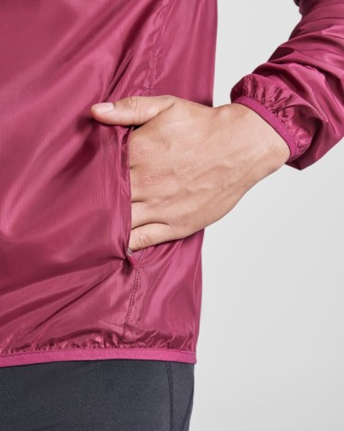 Lightweight and breathable sports... Lightweight and breathable sports...