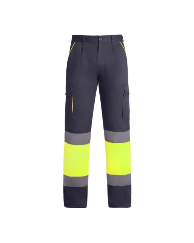 Multi-pocket high-visibility winter... Multi-pocket high-visibility winter...