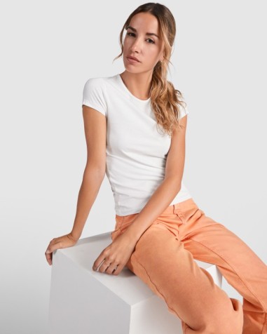 Camiseta MUJER entallada 95% algodón... Camiseta MUJER entallada 95% algodón...