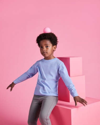 Long-sleeved T-shirt 100% cotton... Long-sleeved T-shirt 100% cotton...