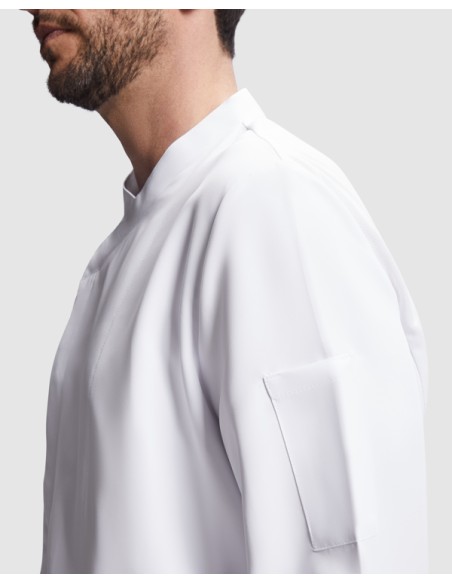 Détail de la poche de la manche gauche de la veste de chef DABIZ Détail de la poche de la manche gauche de la veste de chef DABIZ