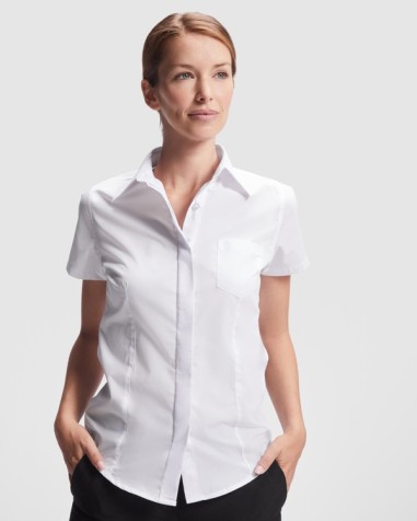 camisa manga corta de popelin personalizable logo empresa como uniforme corporativo