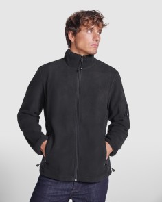 100% polyester 300g/m2...