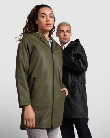 Chubasquero impermeable entallado con... Chubasquero impermeable entallado con...