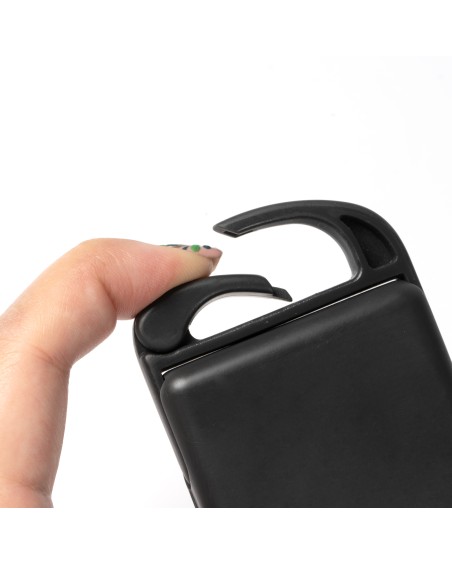 Handheld fan with carabiner made from recycled plastic - GIZA