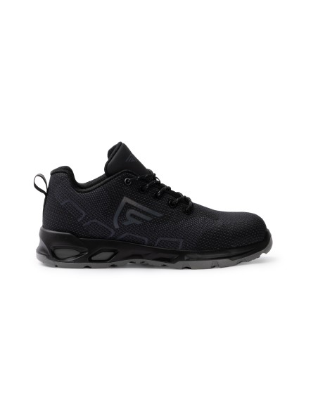 Sports-style safety footwear Sports-style safety footwear