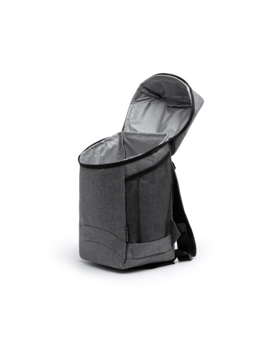 Details of the open isothermal cooler backpack showing the interior with the walls with isothermal protection