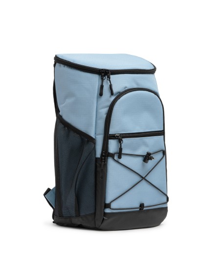 Backpack with an isothermal interior to keep food and drinks cold