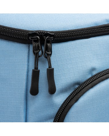 Detail of the zipper closure of the SAKRA isothermal backpack