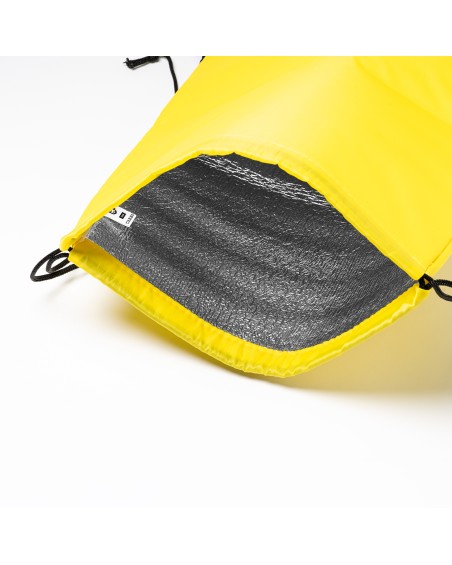 detalle interior de la mochila de cuerdasnevera personalizable GRAJA