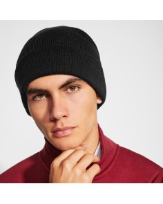 Acrylic knitted hat to personalize with an embroidered logo for corporate and work image. 2