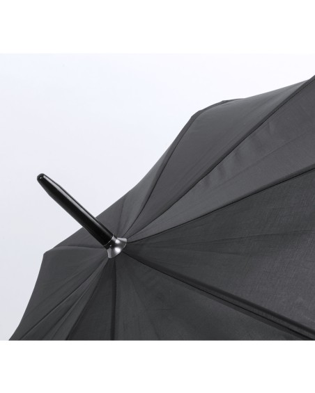 Détail de la pointe d'un parapluie Panan