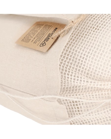 Detailed view of the mesh finish of the Flerix recycled cotton bag