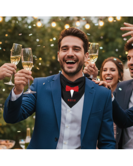 Écharpe triangulaire noire personnalisable pour toutes les fêtes