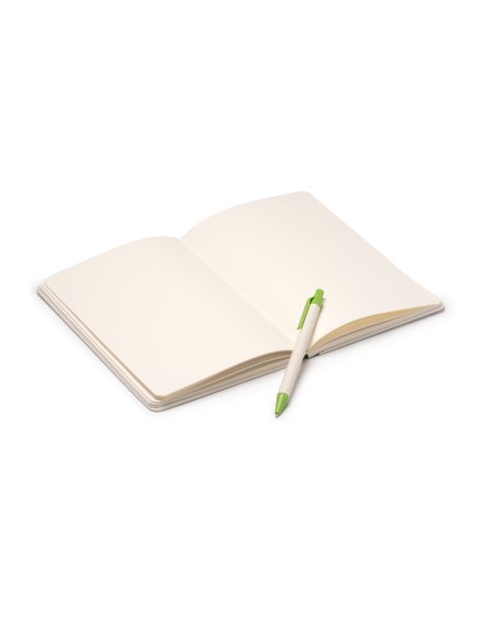 Détail du carnet Yoris, fabriqué à partir de briques de lait recyclées.