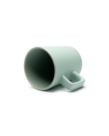 Side view of the ceramic mug with square handle and Galvan matte finish