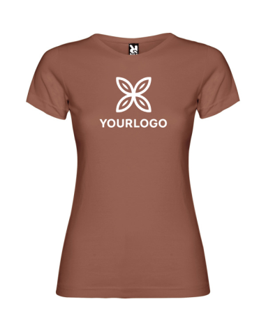 Samarreta ajustada de màniga curta amb cintura estreta. Coll rodó de canalé 1x1. Escot amb cinta de teixit a joc.