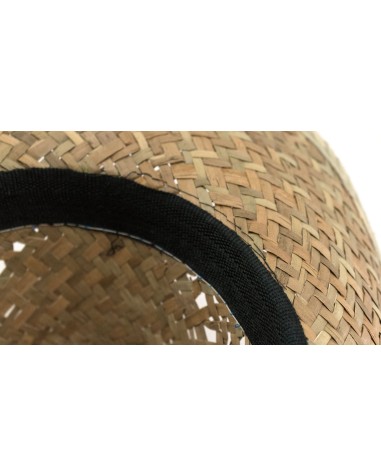 Interior detail of the protective and comfort band inside the hat