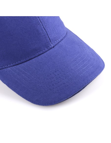 Vue de la visière de la casquette promotionnelle bleue RUBEC