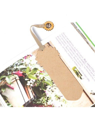 Marque-page en papier avec graines...