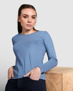 Women's long-sleeved...